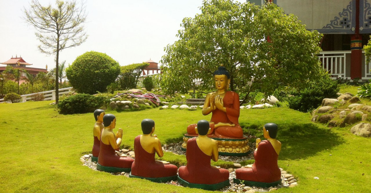 Footsteps of the Buddha Tour